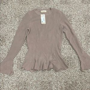 Long sleeved sweater